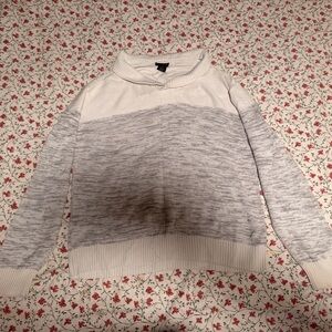 Stylish Men's Turtleneck Sweater in Cream and Gray